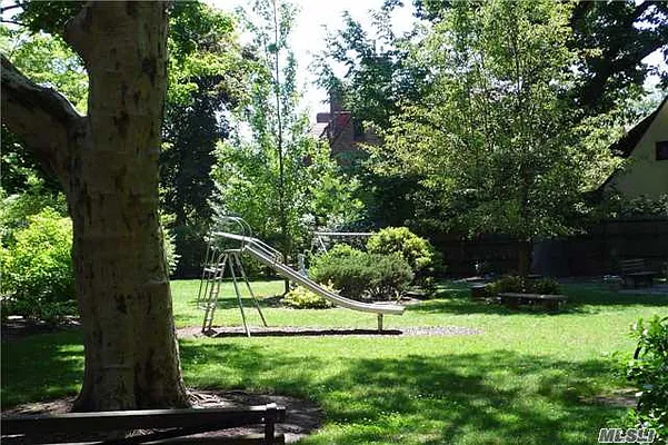 Sold by Charles Rutenberg Realty, Inc. | media 29