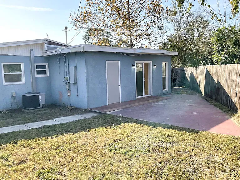 508 Zinnia Dr — Photo 14