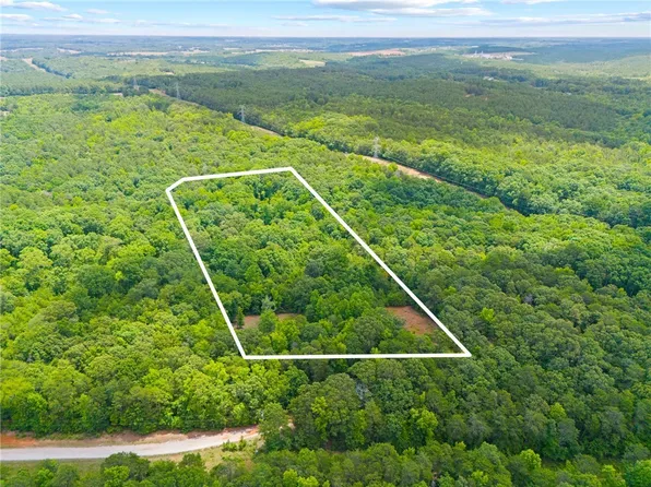 161 Utz Ln, Starr, SC 29684