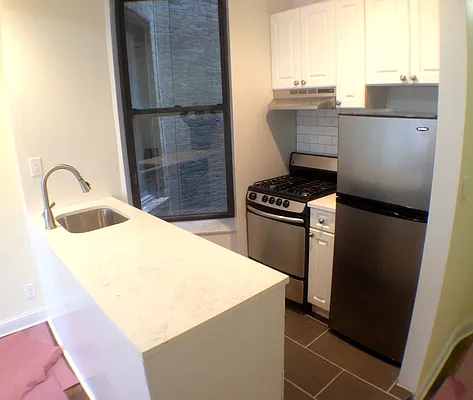 Rented by JAD Realty Group | media 15