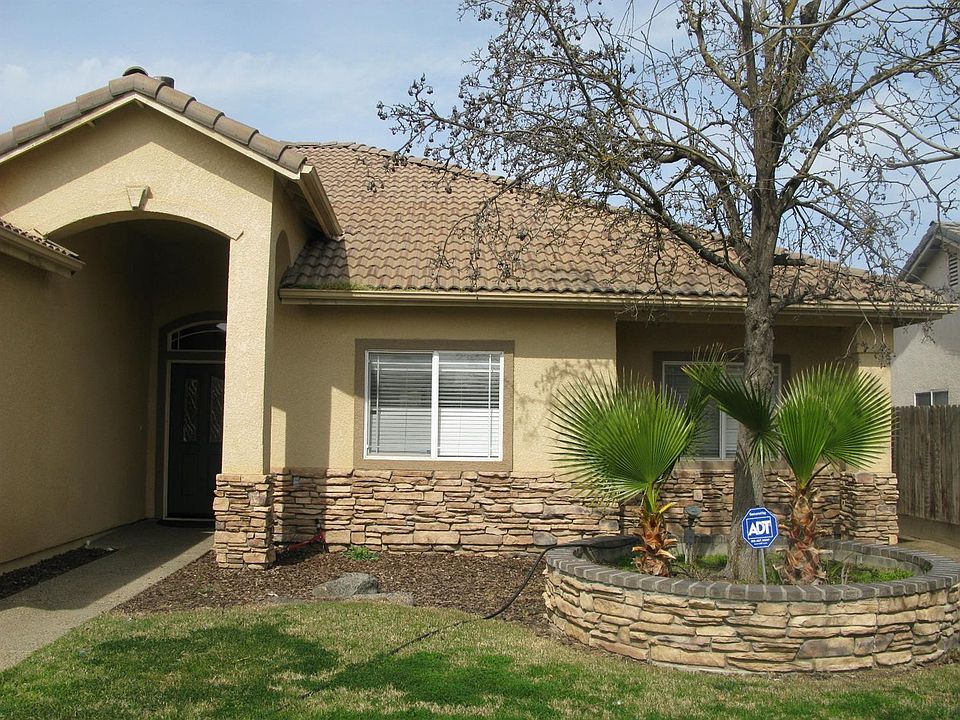 1st image of 2062 Charlie Chambers Dr