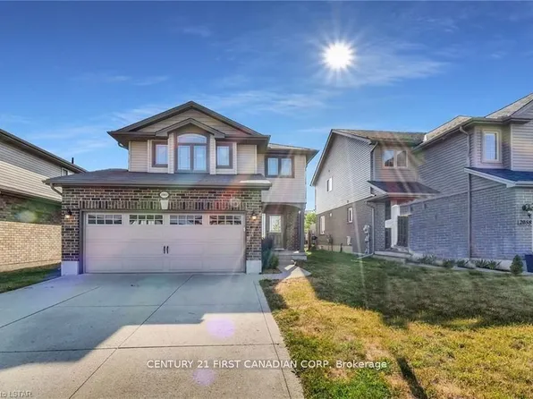 2062 Cherrywood Trl, London, ON N6H 0C8
