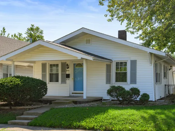 2241 W 8th St, Muncie, IN 47302