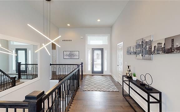 3rd image of 4440 Aspen Dr