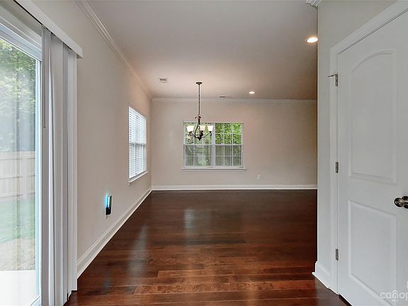 5th image of 6413 McBride St