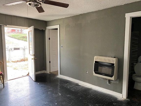 5th image of 490 Wallace Ave