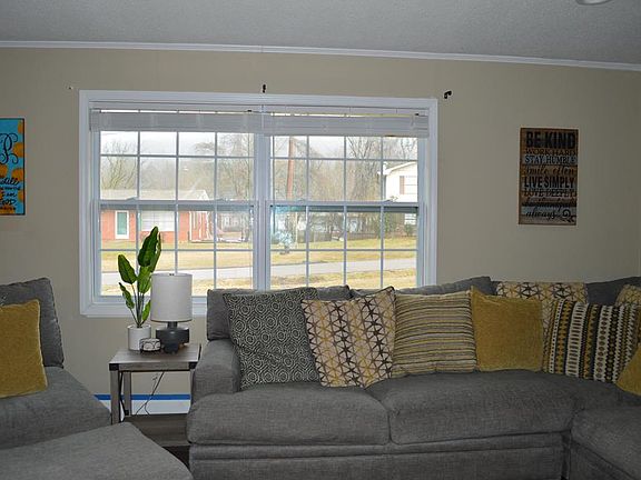 5th image of 2907 Linda Cir NW
