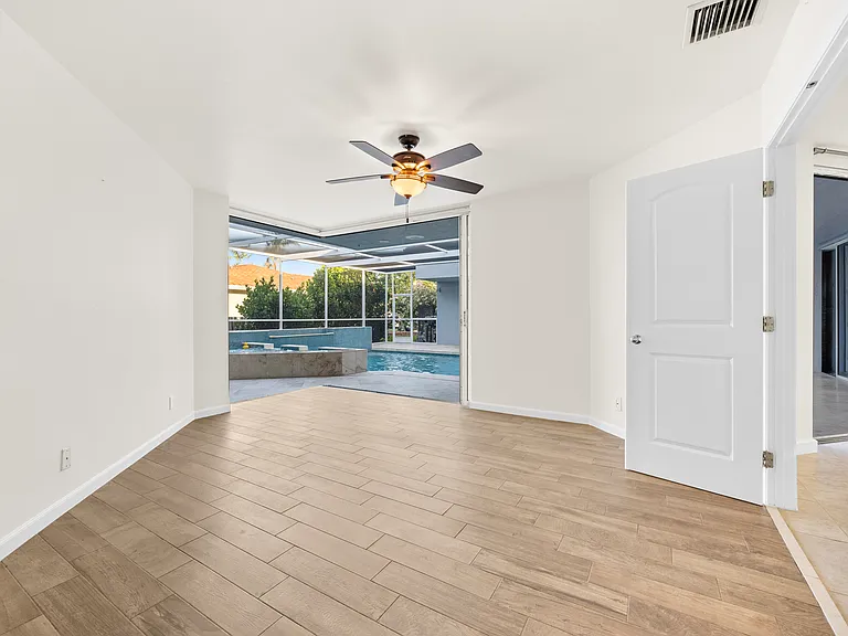 11741 NW 23rd St — Photo 32