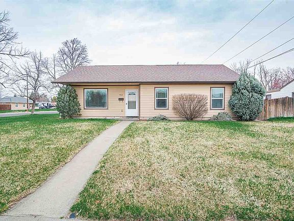 2nd image of 412 Ash Ave