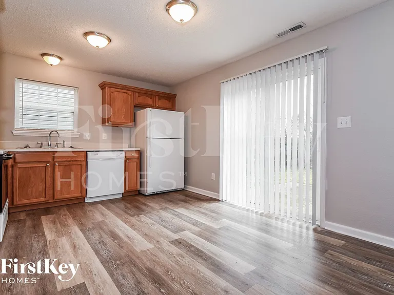 10256 Clear Sky Dr — Photo 5