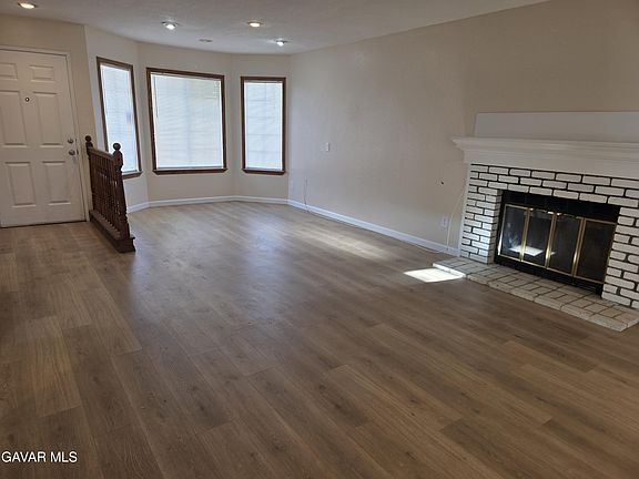 4th image of 1902 Simsburry St