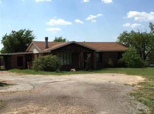 14412 Lucy Rd, Electra, TX 76360