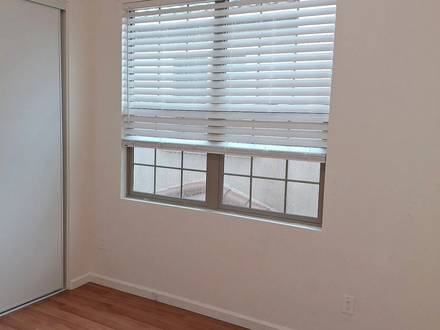 3 bed, $1,350 — Photo 3