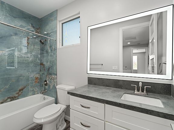 5th image of 6732 Thomson Ct