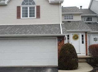 14 N Hill Dr, West Seneca, NY 14224