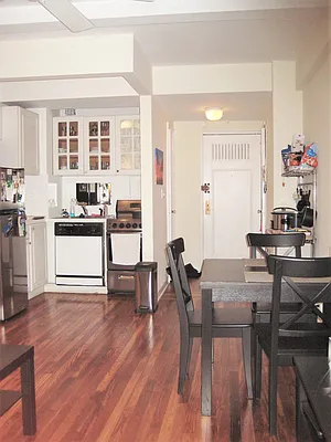 Rented by Segallis Real Estate | media 11