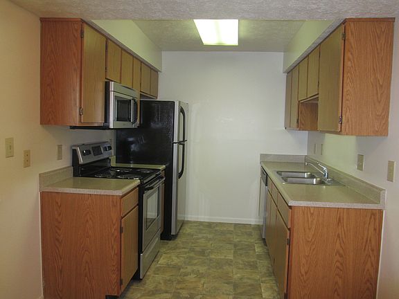 NEW! Updated kitchen