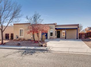 6490 Camino Rojo, Santa Fe, NM 87507