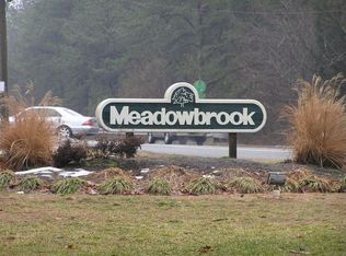 305 Meadowbrook Dr, Mays Landing, NJ 08330
