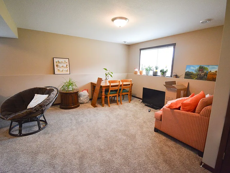 6703 Clarkia Dr NW — Photo 10