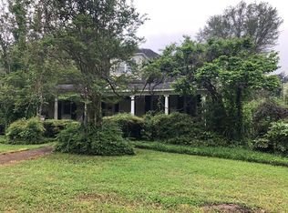 1201 River Rd, Greenwood, MS 38930