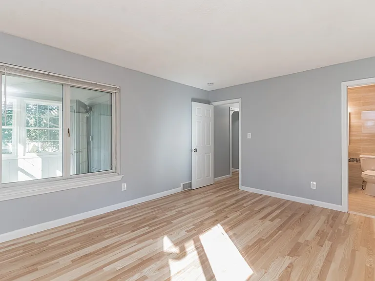 261 Skyline Dr — Photo 26