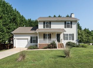 106 Creekbrook Ct, Garner, NC 27529