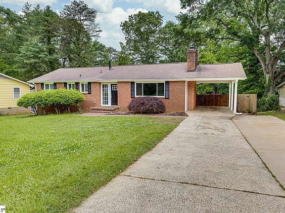5th image of 422 Fairmont Dr