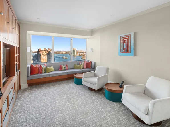 530 East 76th Street image 17 of 23