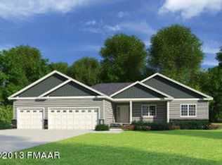 608 29th Ave E, West Fargo, ND 58078