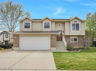 2113 W 2220 N, Clinton, UT 84015