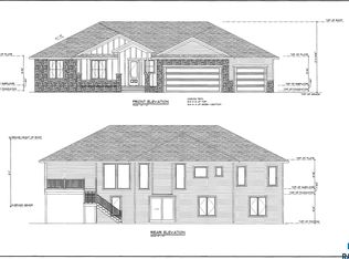 8421 E Roughlock St, Sioux Falls, SD 57110