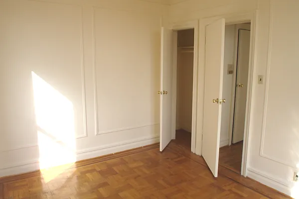 Rented by City Connections Realty | media 35