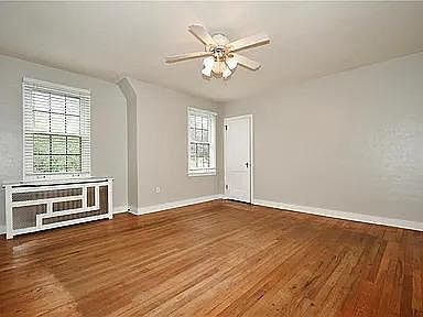 3rd image of 561 S Negley Ave APT 12
