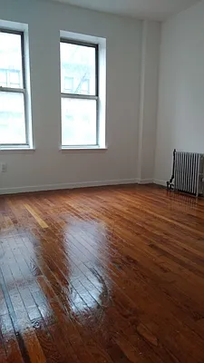 Rented by Arena Real Estate | media 16