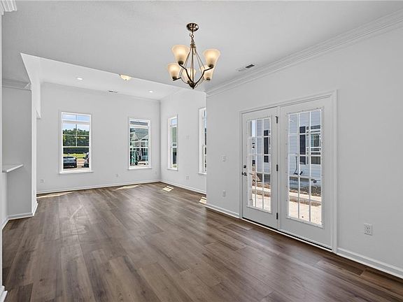 4th image of 2042 Mango St #21