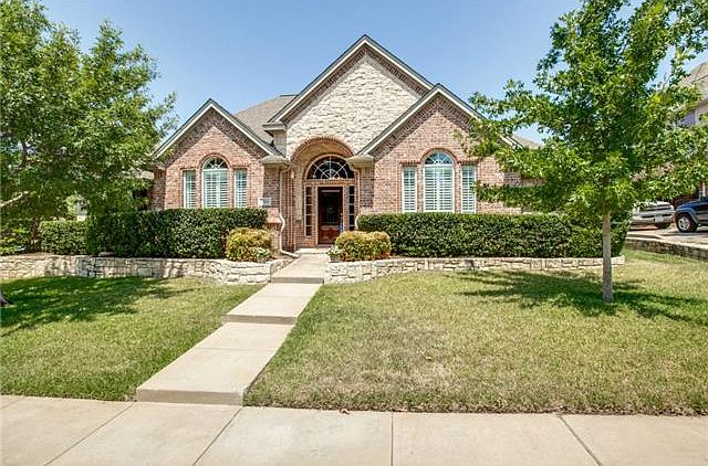 1st image of 7901 Shady Oaks Dr