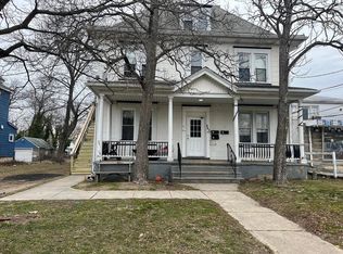 257 W Broad St APT 3, Paulsboro, NJ 08066