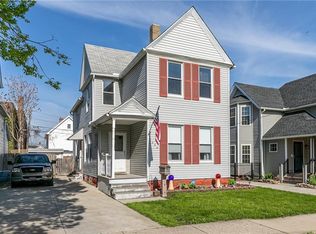 1354 W 76th St, Cleveland, OH 44102