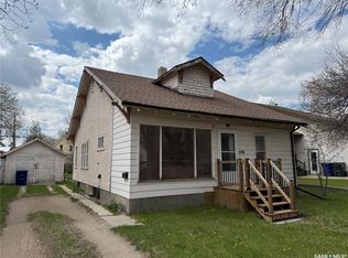439 Assiniboia St, Weyburn, SK S4H0R5