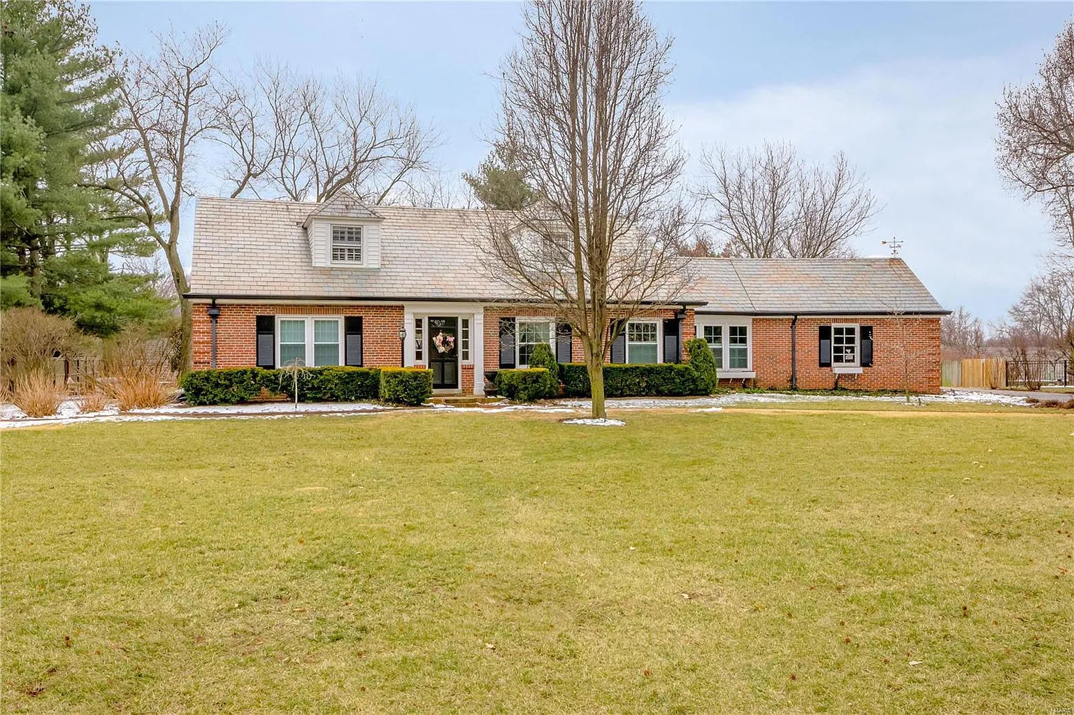 12 Godwin Ln photo 1