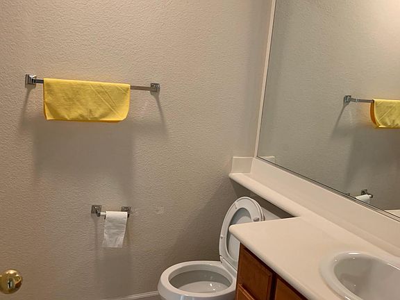 5th image of 3266 N Ormonde Ct