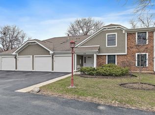 218 Deerpath Ct #B2, Schaumburg, IL 60193