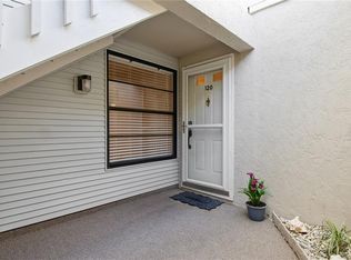 930 Capri Isles Blvd APT 120, Venice, FL 34292