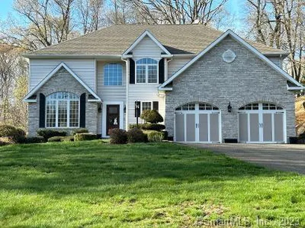 31 Simon Drive, Wolcott, CT 06716