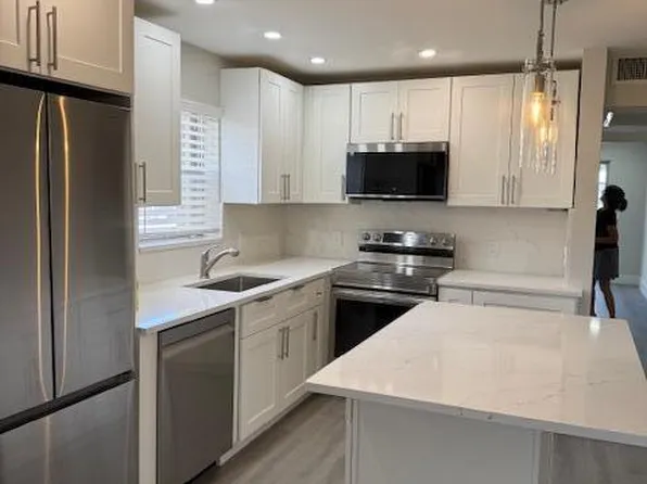 532 Brittany Ln #L, Delray Beach, FL 33446