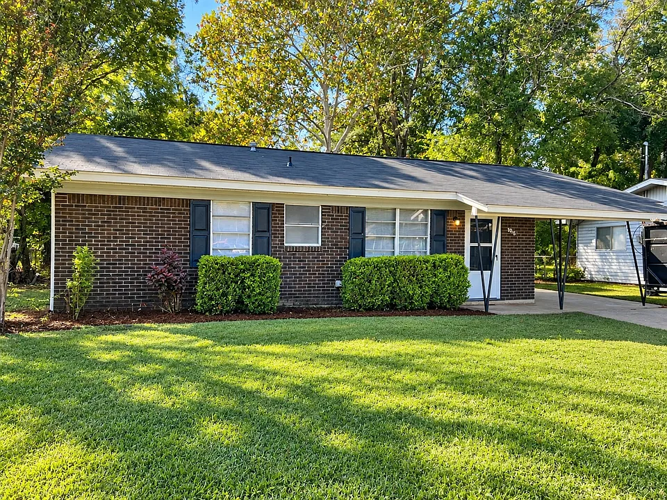 1015 Shirley Ln