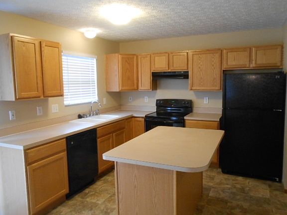 4th image of 8809 Ormiston Cir