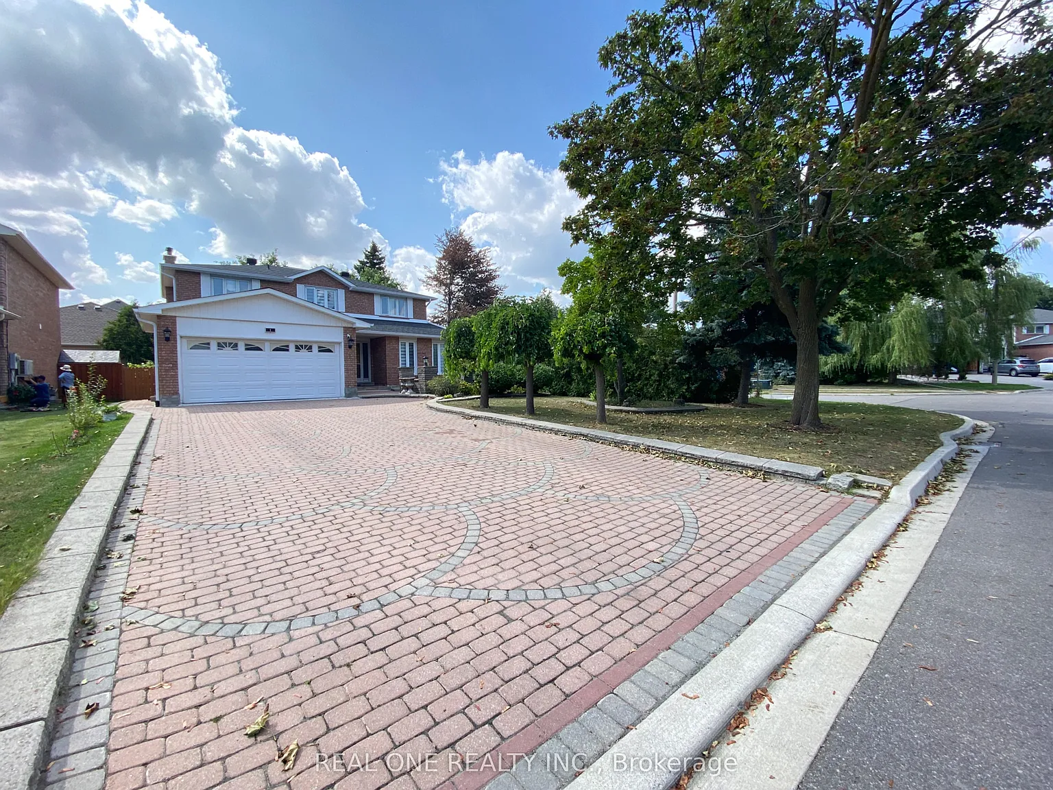 3 bed, $1,850 — Photo 1