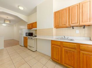 23-11 41st St #1L, Astoria, NY 11105